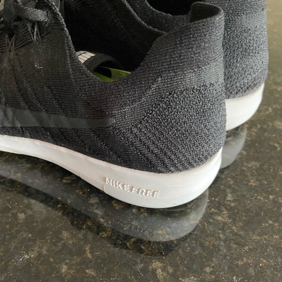 Nike Free 11 knit sneakers - Picture 7 of 9